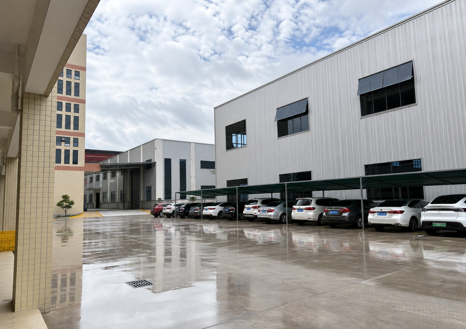 DoraPony factory exterior